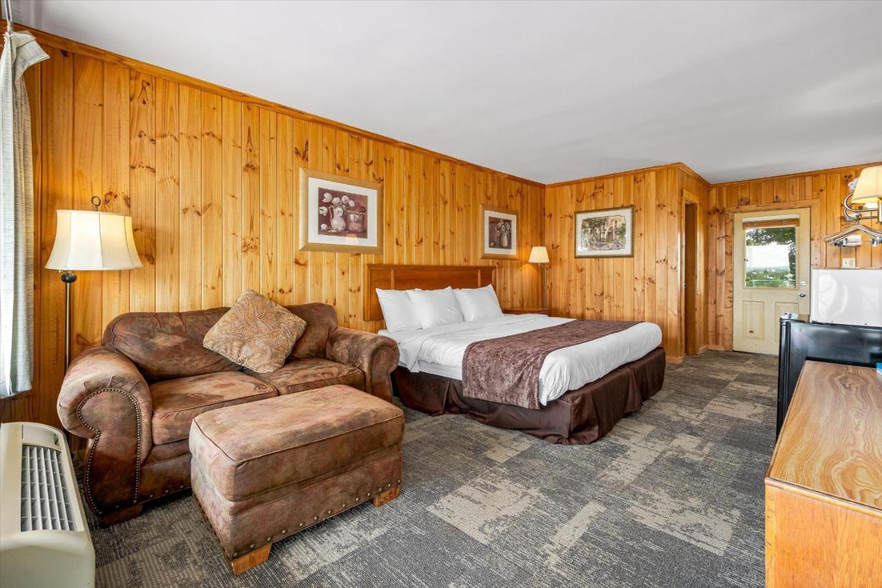 Green River Lodge Saluda Exterior photo